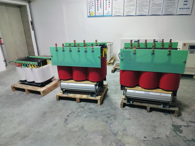 三门峡KS11-1000KVA矿用变压器